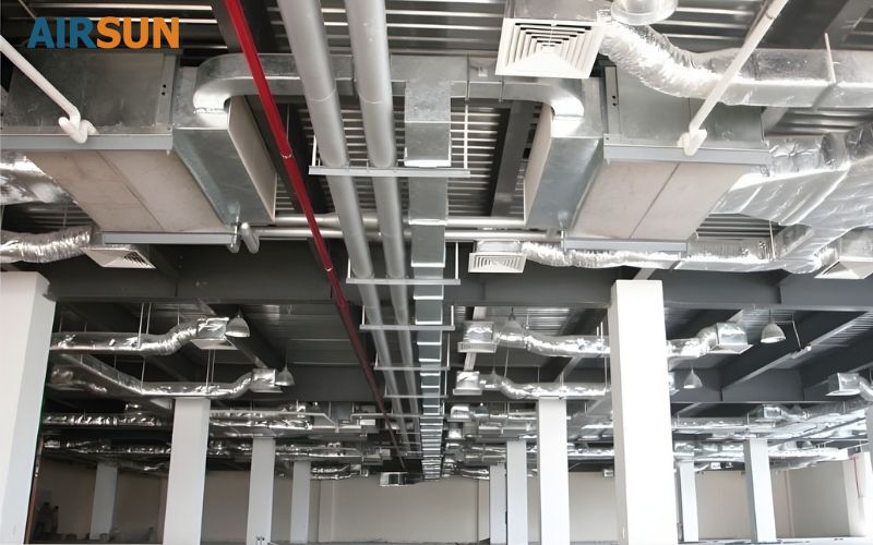 Hệ thống ống dẫn gió cấp vào phòng, hút khí thải ra ngoài