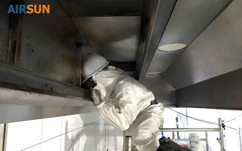 Vệ sinh ống dẫn định kì