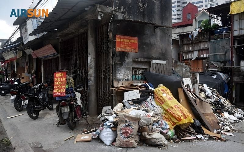 Nhiều vị trí trở thành bãi rác bất đắc dĩ