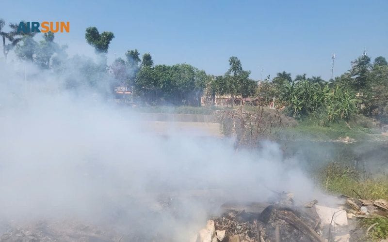 Không khí tại đây không còn trong lành như những ngày đầu